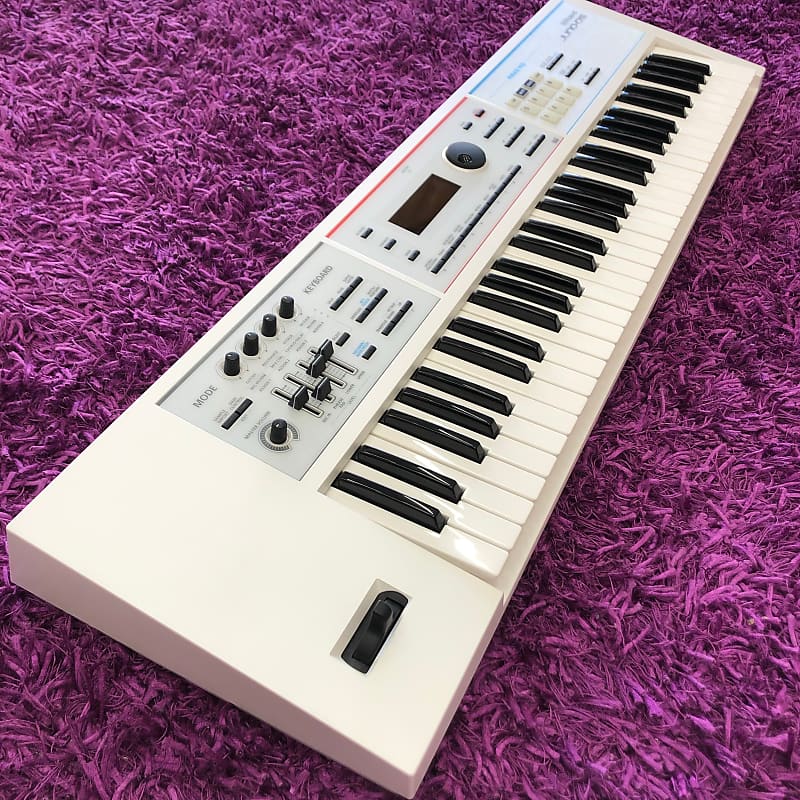Roland JUNO-DS61 61-Key Synthesizer (Japanese Exclusive White