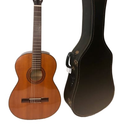 Preowned Aria HFA583 Classical Guitar w/case image 5