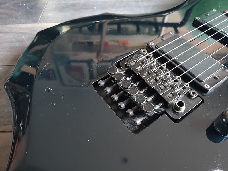 ESP Edwards E-K-105GA Black Dir en Grey (Kaoru) Japanese Electric Guitar