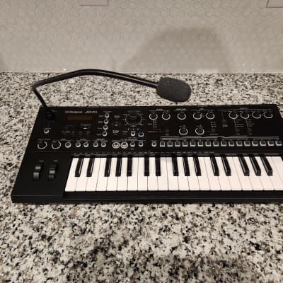 Roland JD-Xi 37-Key Analog/Digital Crossover Synthesizer 2015 - Present - Black image 1
