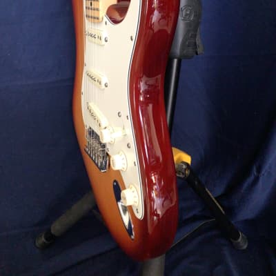 Fender American Standard Stratocaster with Maple Fretboard 2008 - 2016 - Sienna Sunburst image 4