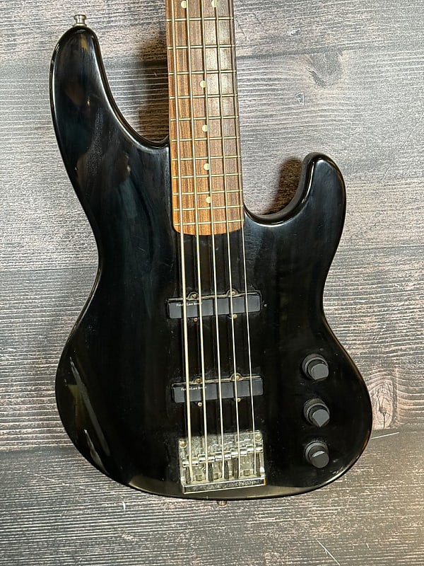 Fender Fender V 90's 5 String Bass Guitar (Orlando, Lee Road) image 1