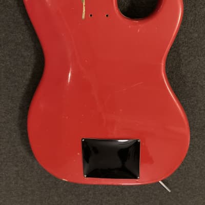 Hofner 173 LEFTY body+pickguard 1960’s - original red lacquer image 3