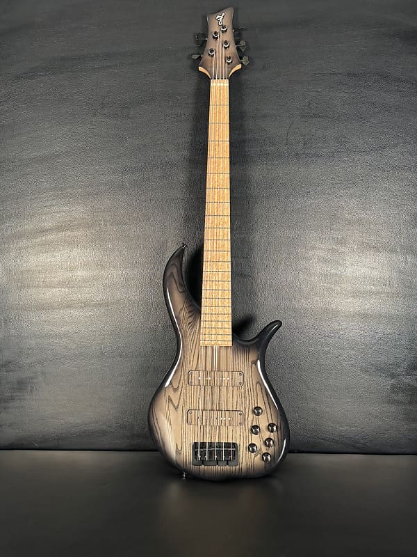 F Bass BN5 | Reverb Canada