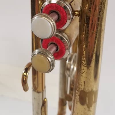 Yamaha YTR-232 Trumpet, Japan, Brass with case and mouthpiece image 3