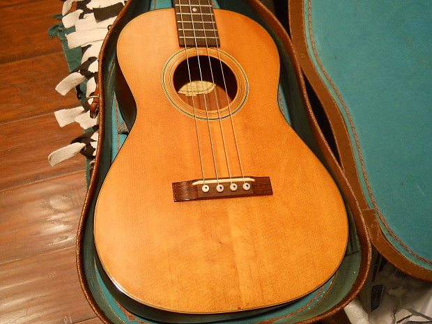 1962/1963 Guild Baritone Ukelele-Natural-HSC- The only one ever produced with a Spruce top image 1