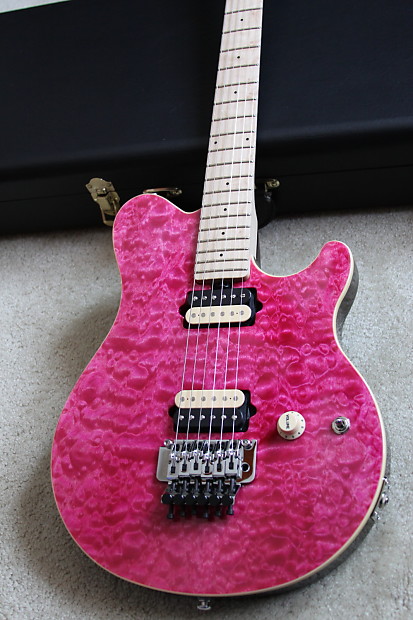 Ernie Ball/Musicman Axis Tribute Limited 2012 Pink Quilt