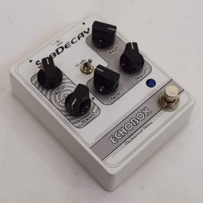 SubDecay Echobox Modulated Delay Guitar Effect Pedal image 2