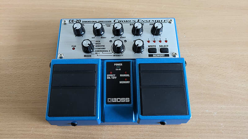 Boss CE-20 Chorus Ensemble