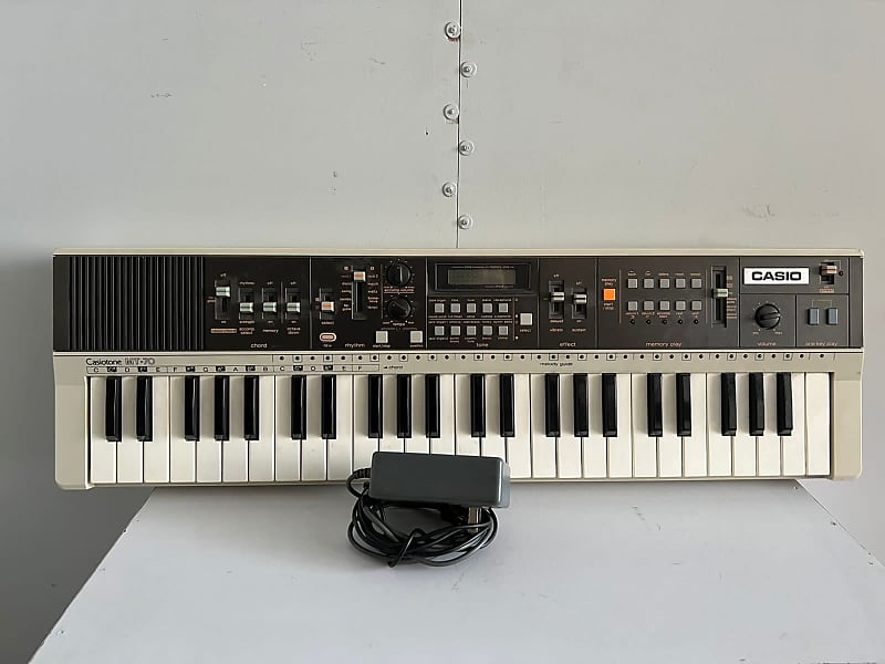 Casio MT-70 Casiotone 49-Key Synthesizer | Reverb Deutschland