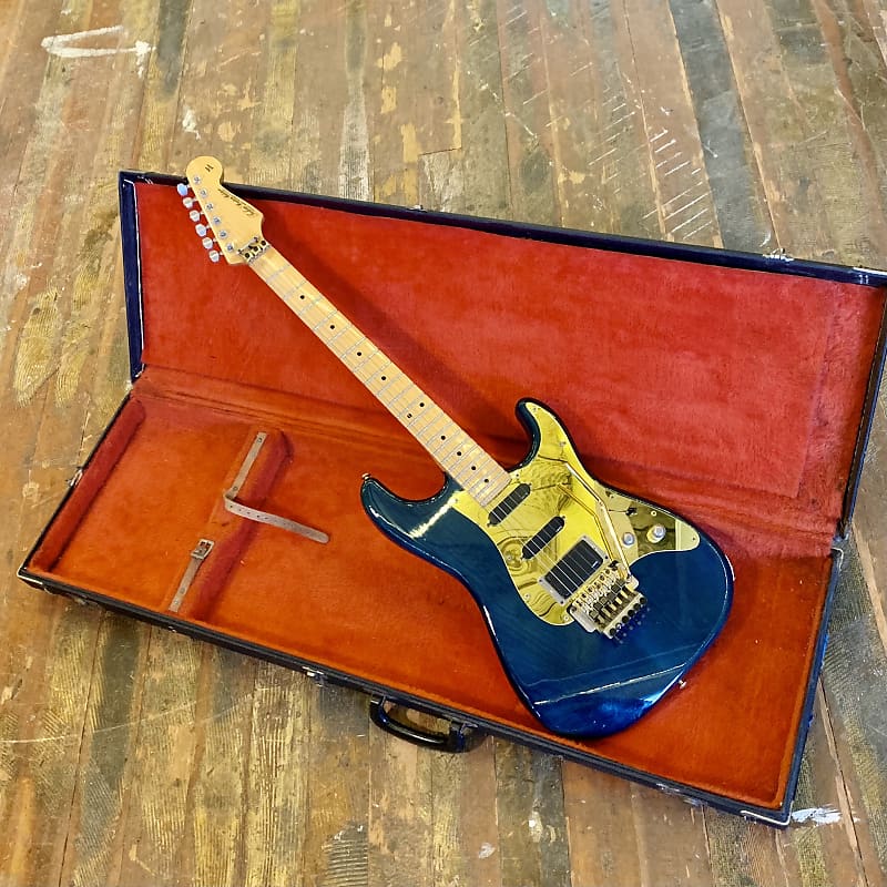 Tokai Custom Edition “oldies but goodies” Super strat Trans blue