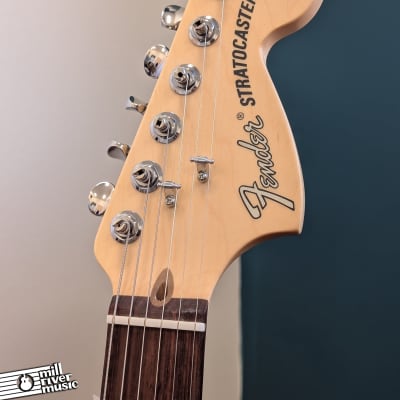 Fender American Performer Sassafras Stratocaster®, Rosewood Fingerboard, Mocha w/ Gig Bag image 4