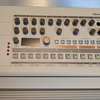 Roland Boutique Series TR-09 Rhythm Performer Drum Machine