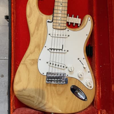 Fender Stratocaster 1973 Solid Ash Body Maple neck  all original parts and original owner selling image 6
