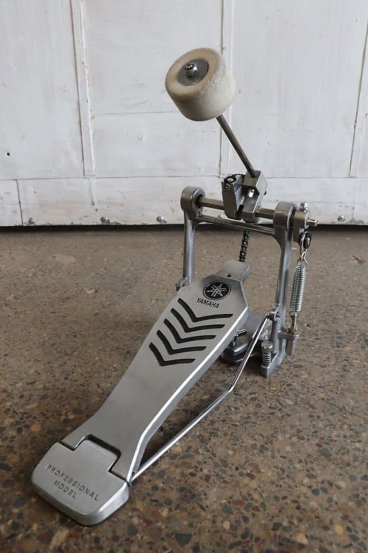 Yamaha Single Chain Bass Drum Pedal 2 Reverb