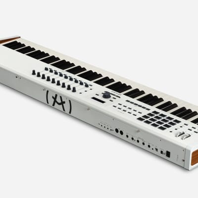 Arturia KeyLab 88 MkII MIDI Controller 2019 - Present - White image 2