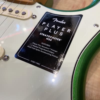 Fender Player Plus Stratocaster HSS  2022 Cosmic Jade image 8