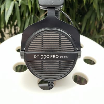 Beyerdynamic DT 990 Pro Headphones, 250 Ohm 2019 Black/Grey image 2