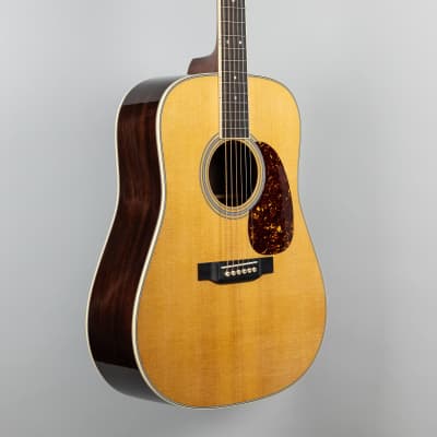 Martin D-35 Acoustic Guitar (2534018) image 3