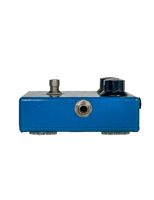 MXR Blue Box スクリプトロゴ