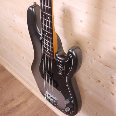 Fender American Professional II Precision Bass - Rosewood Fingerboard, Mercury image 4