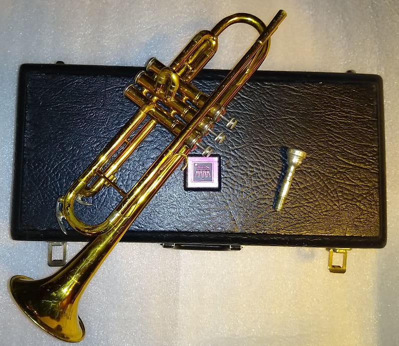 King Cleveland 600 Bb Trumpet, USA, Brass with King Case