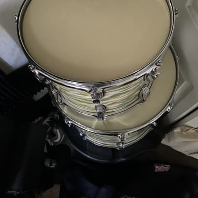 Ludwig Classic maple Blue/olive oyster 26” // 18” // 14” image 2