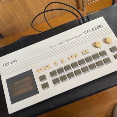 Roland TR-626 Rhythm Composer UPS Express shipping