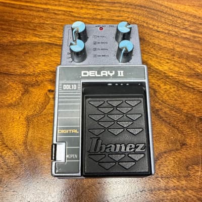 Ibanez DL10 デジタルディレイ Ibanez DL10 Digital Delay | Reverb Canada