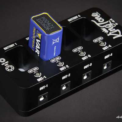King Tone Guitar Battery Box 4X Black | Reverb