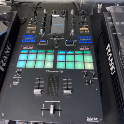 Pioneer DJ DJM-S11 Professional scratch style 2-channel DJ mixer image 6