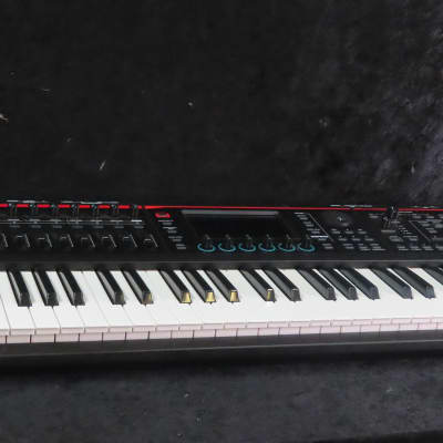 Roland Fantom 06 Keyboard (Nashville, Tennessee)