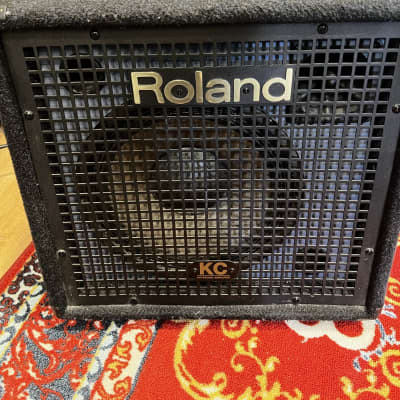 Roland KC-60 3-Channel 40-Watt 1x10