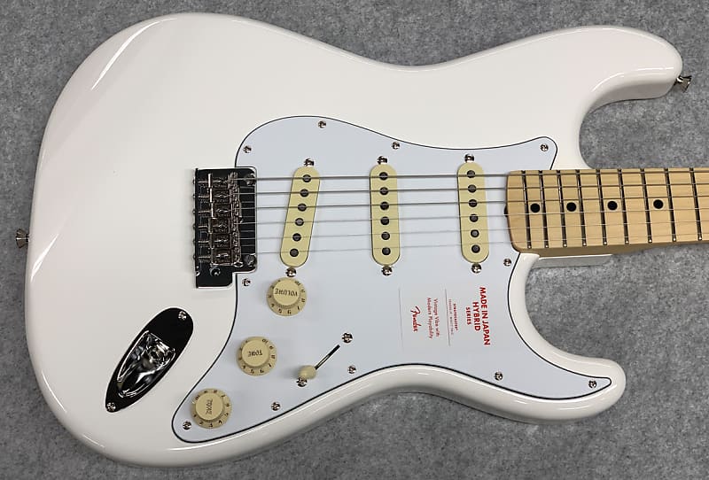 Fender Made in Japan Hybrid 68 Stratocaster SN:1546 ≒3.60kg 2019