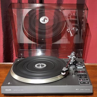 Philips  AF 877 Direct Control Super Electronic Turntable 1979 Silver Grey image 2