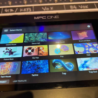 Akai MPC One Standalone MIDI Sequencer 2020 - Present - Black image 3