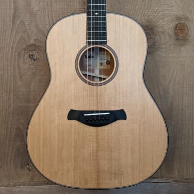 Taylor Builder's Edition 517e Acoustic Electric Guitar Natural image 1