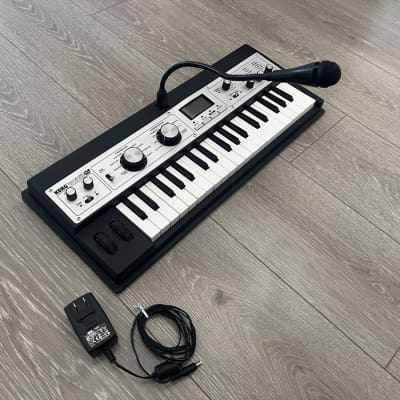 Korg MicroKORG XL 37-Key Synthesizer/Vocoder 2010s - Black