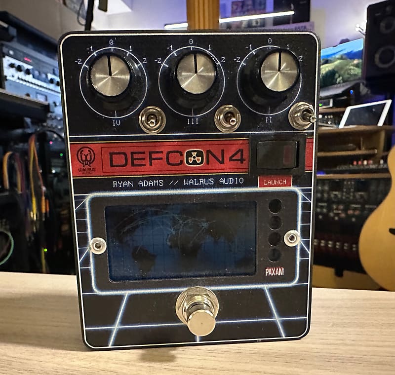 Walrus Audio Defcon 4 Boost | Reverb