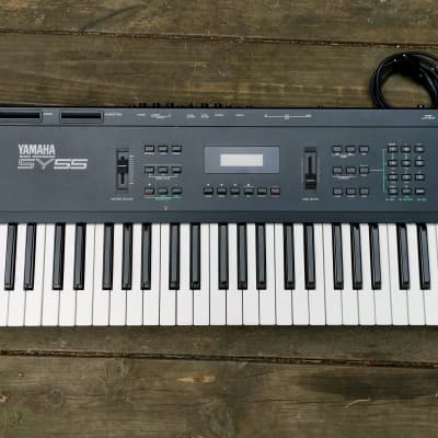 Yamaha SY55 Synthesizer 1989 - Black