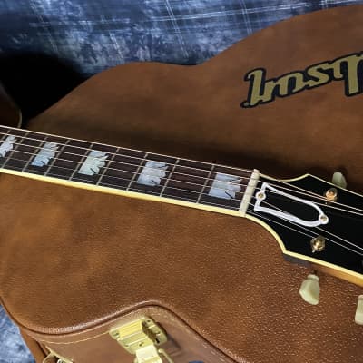 BRAND NEW ! 2024 Gibson SJ-200 SJ200 J200 J-200 Original Acoustic Electric OCJB20VS Vintage Sunburst Authorized Dealer In-Stock! 5 lbs - G02216 image 2