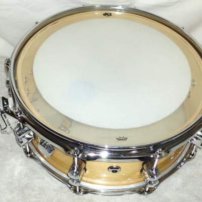 DW  PERFORMANCE Snare Drum 14" 10 lugs natural maple lacquer image 1