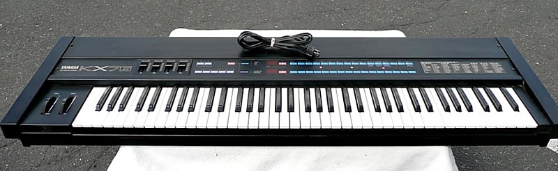 Yamaha KX76 Yamaha KX 76 MIDI Master 76 Key Keyboard Controller Works /  Looks Great