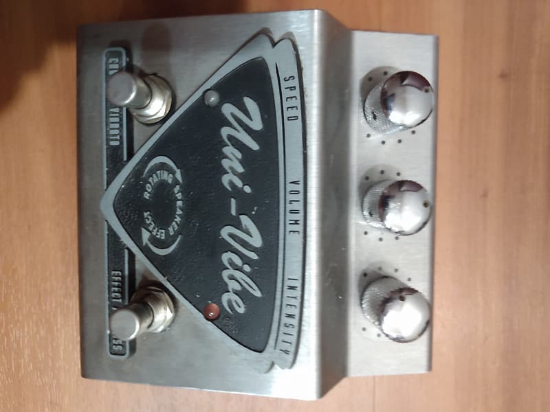 Dunlop UV-1 Uni-Vibe Chorus / Vibrato | Reverb