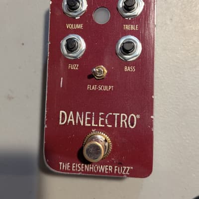 ギター DANELECTRO THE EISENHOWER FUZZ Danelectro Eisenhower Fuzz Pedal with Octave Effect | Sweetwater