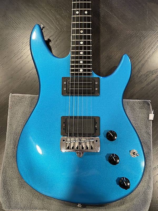 Peavey Horizon Frost Blue Reverb