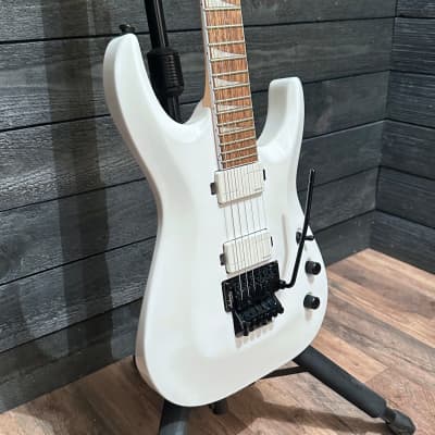 Jackson DK DKAR-M EXTR Fishman Fluence Electric Guitar - White image 2