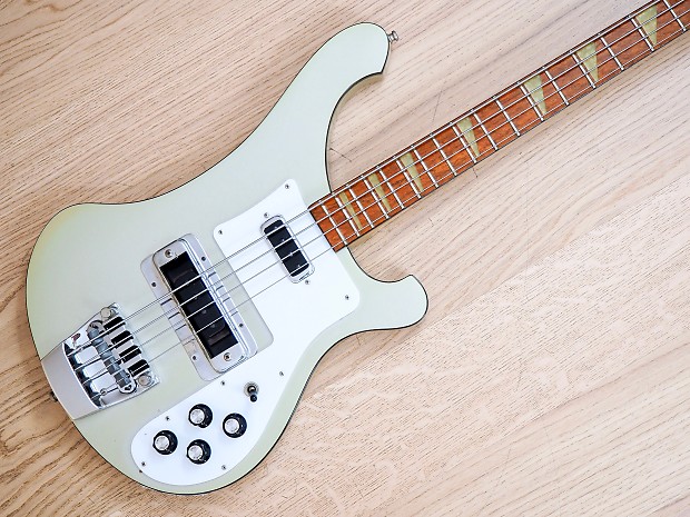 Rickenbacker bass deals custom