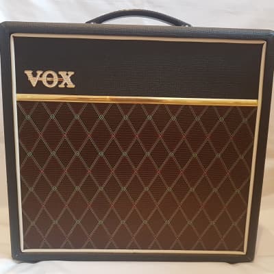 Vox V9168R Pathfinder 15R Amplifier | Reverb