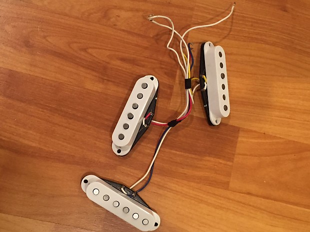 Fender standard sale stratocaster pickups